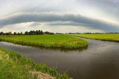 Met de voorjaarstorm kwam deze rolwolk langs